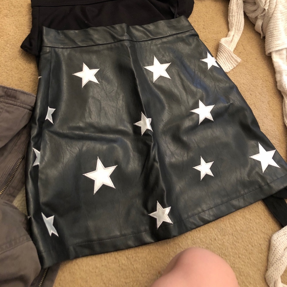 NWOT!! Star foe leather mini skirt.